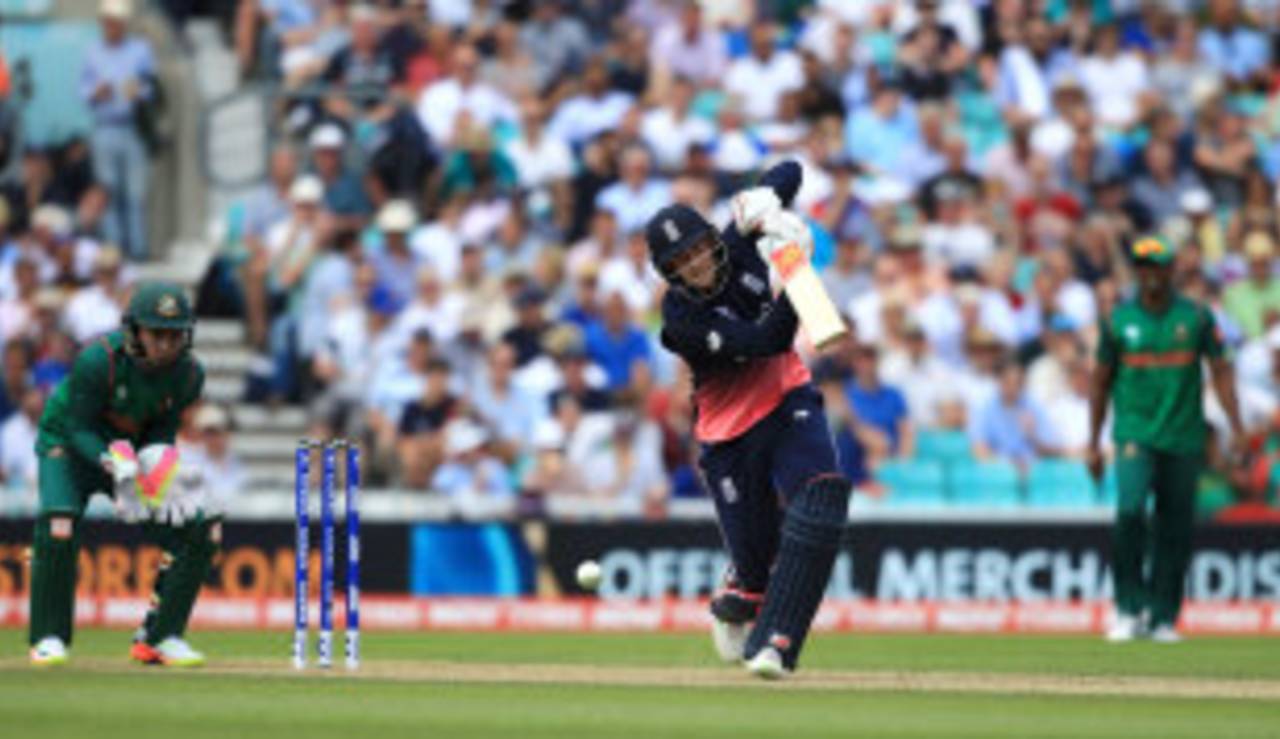 Of Joe Root's first 100 runs, 76 came in singles and twos&nbsp;&nbsp;&bull;&nbsp;&nbsp;Getty Images