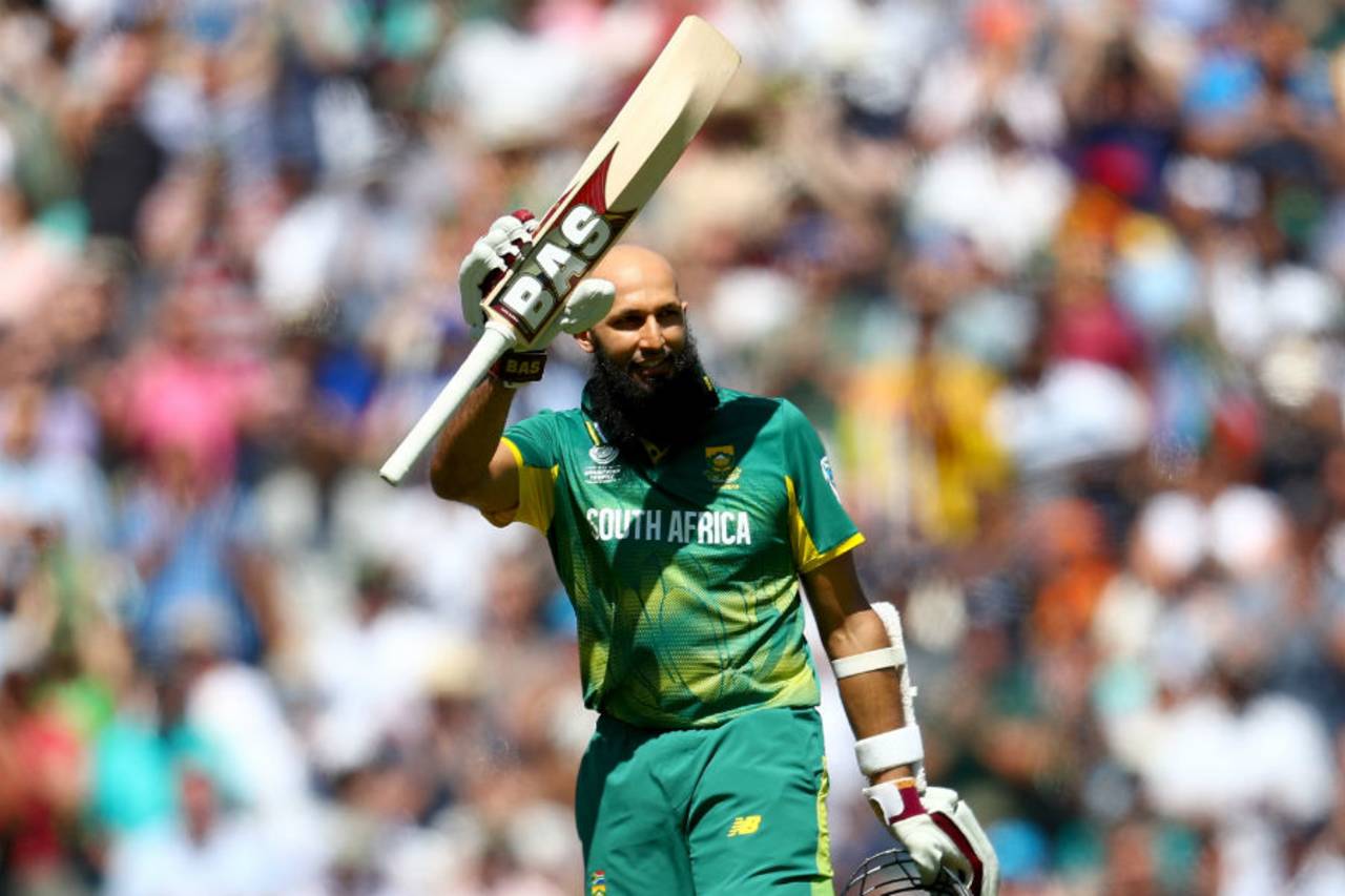 Hashim Amla acknowledges the applause after getting to his 25th ODI ton, South Africa v Sri Lanka, Champions Trophy, Group B, The Oval, June 3, 2017