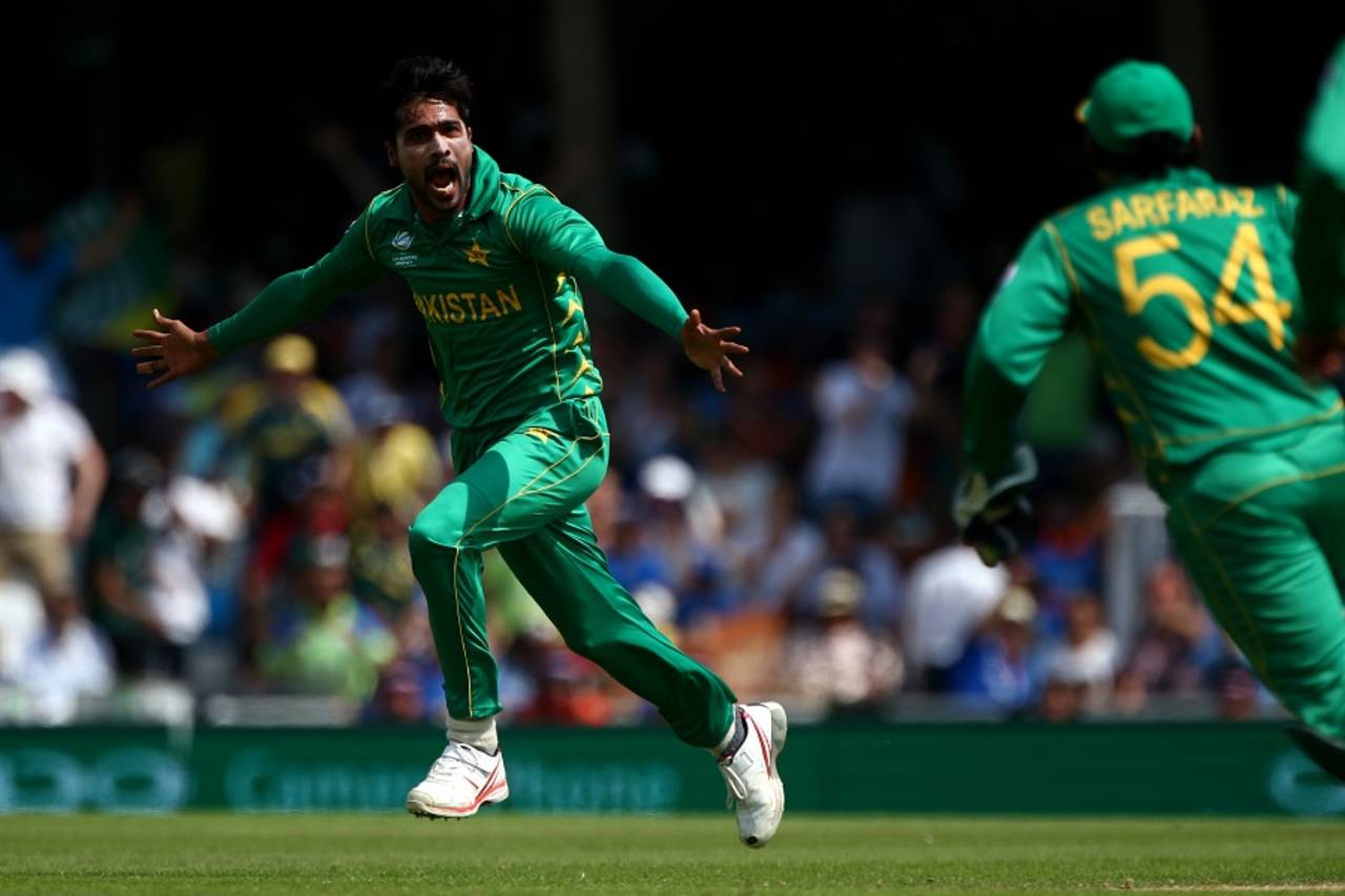 Imad Wasim reserved special praise for Mohammad Amir, whose three wickets at the top set up the final for Pakistan&nbsp;&nbsp;&bull;&nbsp;&nbsp;Getty Images