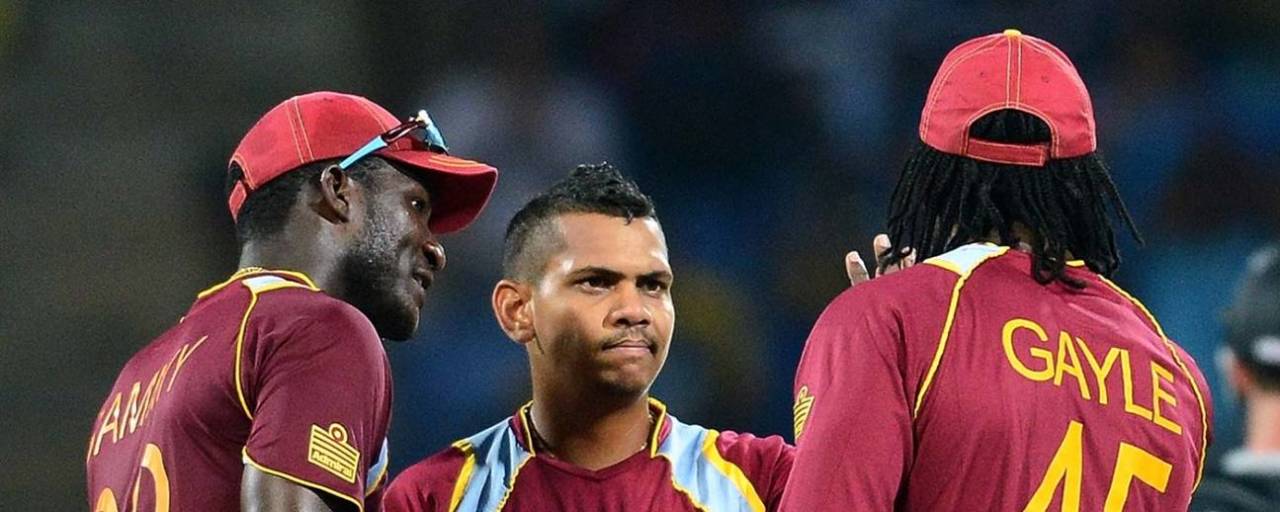 Sunil Narine celebrates the wicket of James Franklin with Chris Gayle and Darren Sammy, West Indies v New Zealand, World T20, Pallekele, October 1, 2012