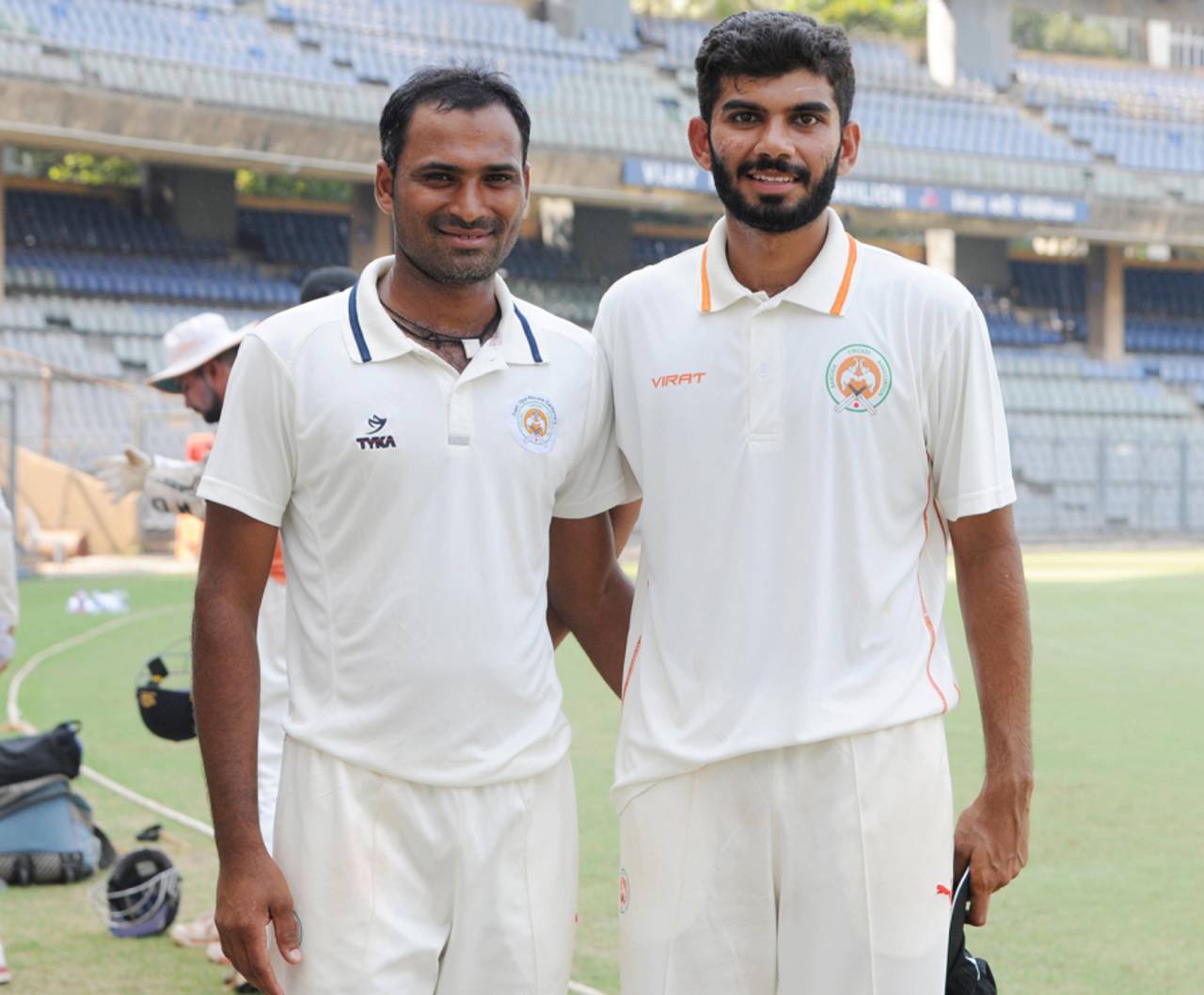 Lukman Meriwala (left) and Atit Sheth wrapped up all ten of Mumbai's wickets between them, Mumbai v Baroda, Ranji Trophy 2017-18, Group C, 1st day, Mumbai, November 9, 2017