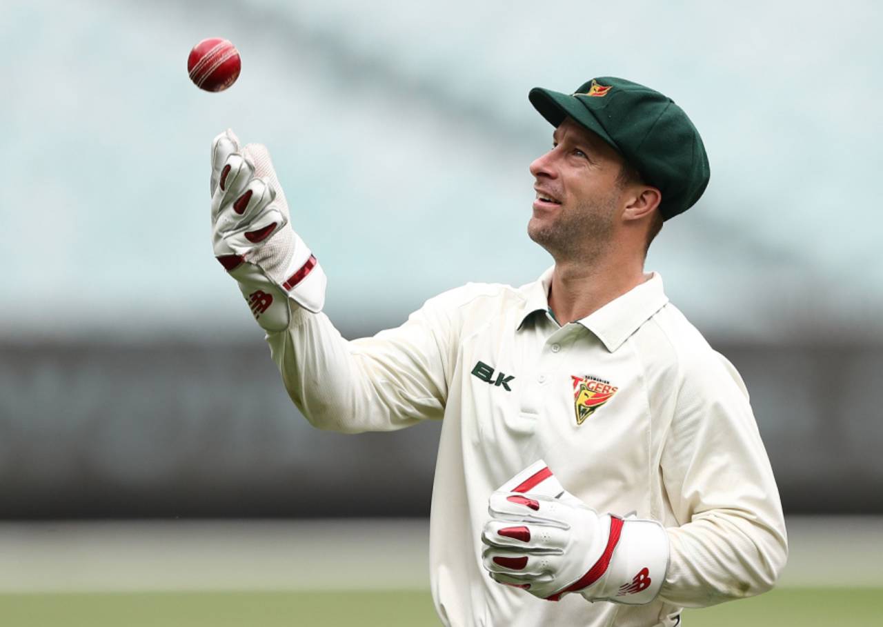 Matthew Wade relishes his alone time with the ball, Cricket Australia XI v England, The Ashes 2017-18, Tour match, 2nd day, Townsville, November 16, 2017