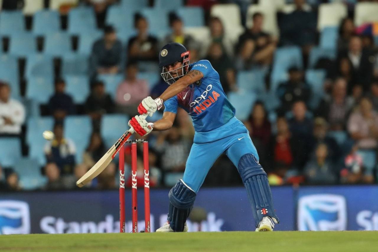Manish Pandey carves the ball over point, South Africa v India, 2nd T20I, Centurion, February 21, 2018