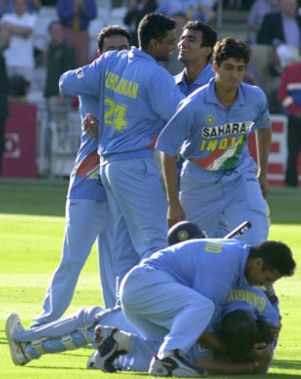 The Natwest Series 2002 final: an evening of euphoria, relief and important lessons for India&nbsp;&nbsp;&bull;&nbsp;&nbsp;Getty Images