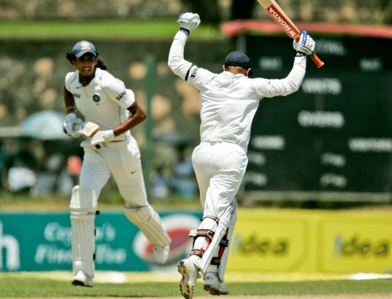 Virender Sehwag reaches his fifth Test double-hundred, Sri Lanka v India, 2nd Test, Galle, 2nd day, August 1, 2008