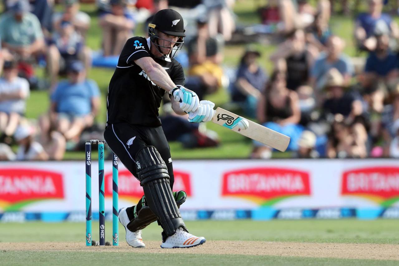 Jimmy Neesham swipes into the leg side, New Zealand v Sri Lanka, 2nd ODI, Mount Maunganui