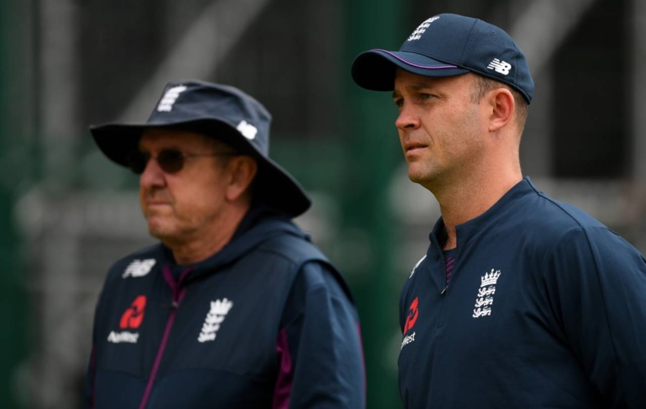 Jonathan Trott and Trevor Bayliss oversee England's practice session