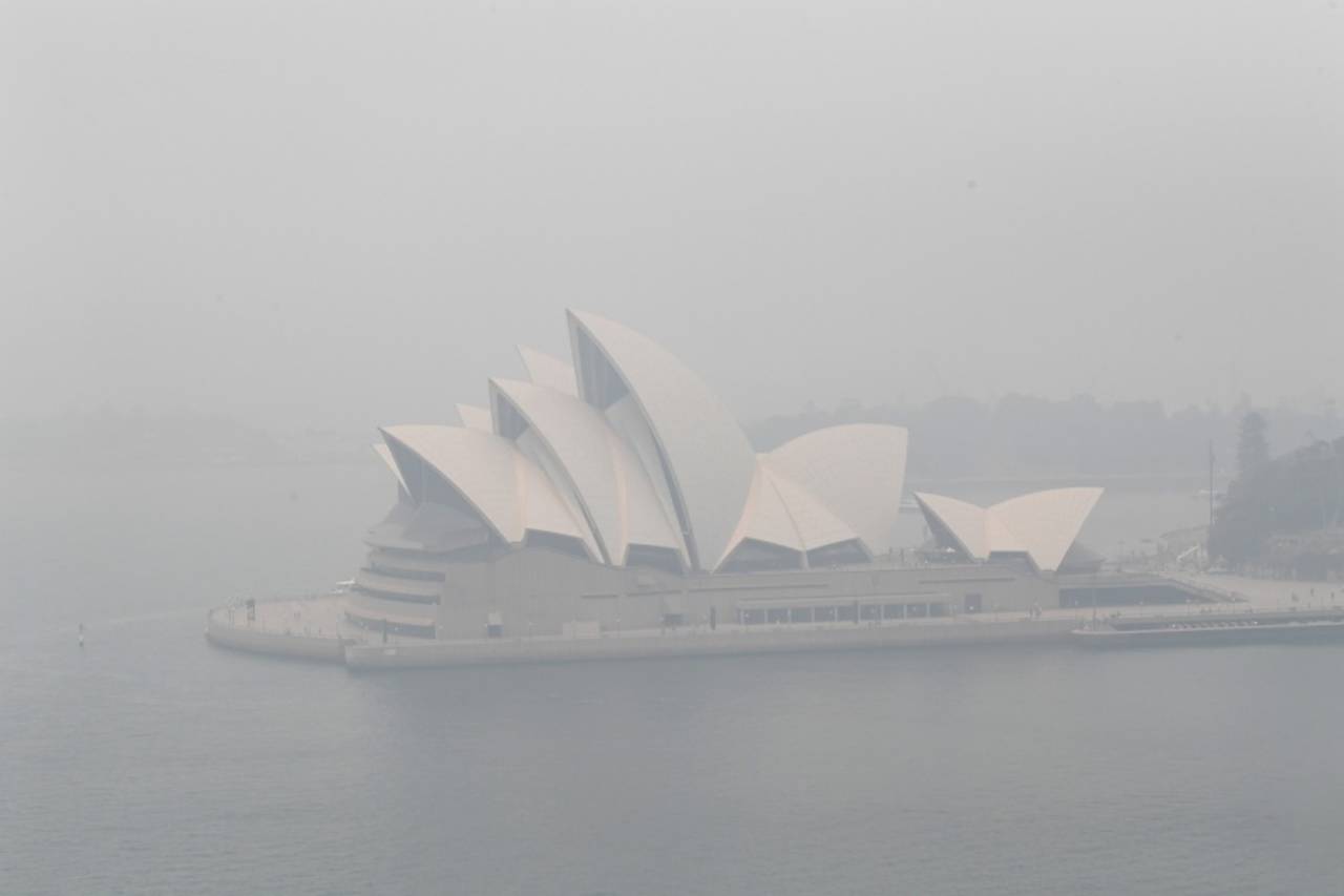What Sydney Harbour looked like on December 10&nbsp;&nbsp;&bull;&nbsp;&nbsp;James Morgan/Getty Images