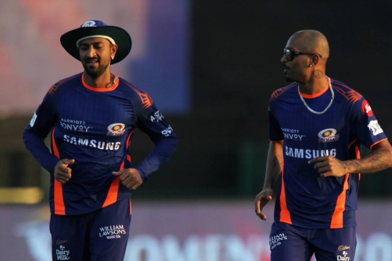 Krunal Pandya and Hardik Pandya before the start of the game, Mumbai Indians vs Royal Challengers Bangalore, Abu Dhabi, IPL 2020, October 28, 2020