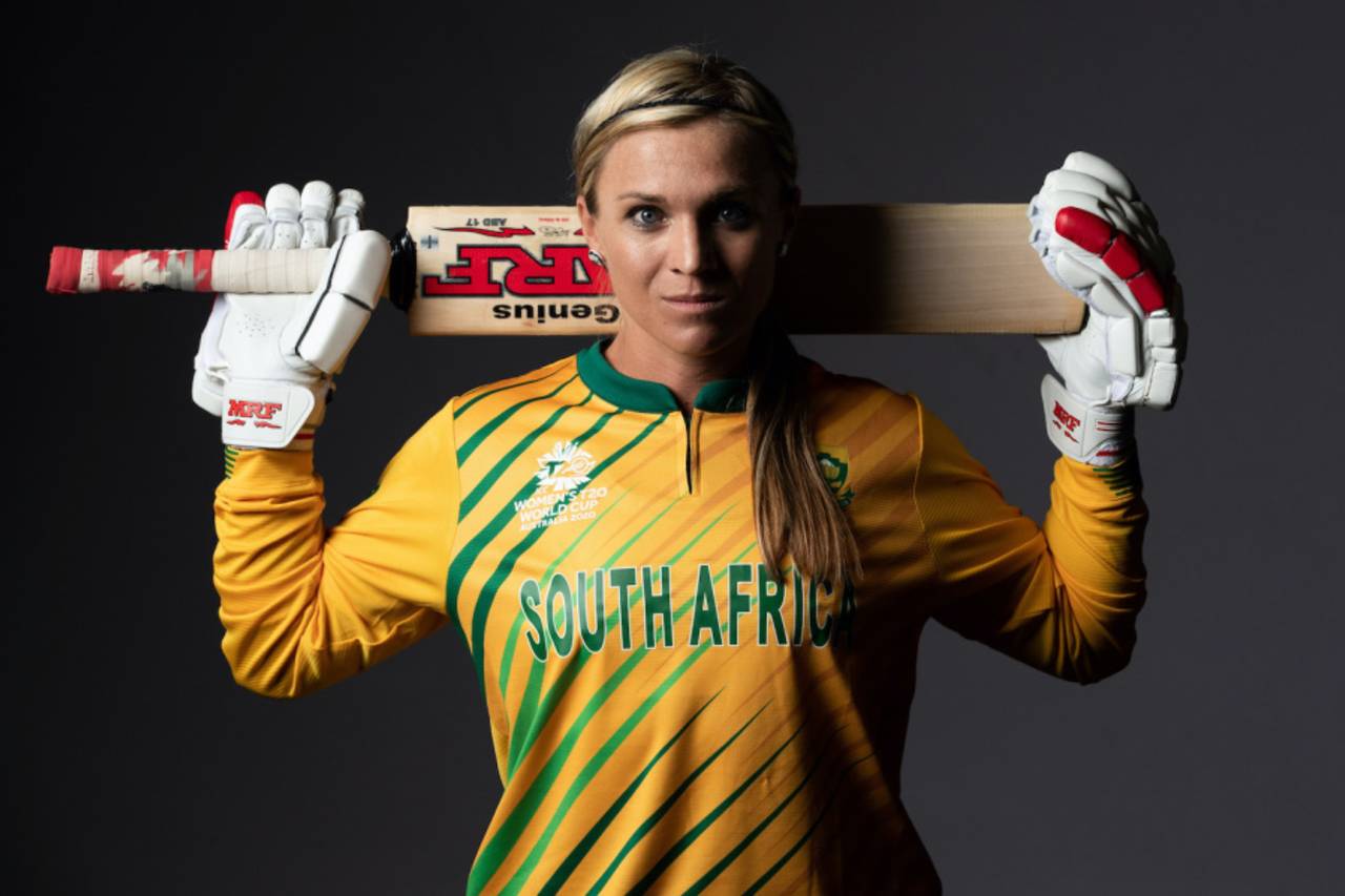 Mignon Du Preez poses during the Women's T20 World Cup headshots session, Adelaide Oval, Adelaide, Australia, February 16, 2020
