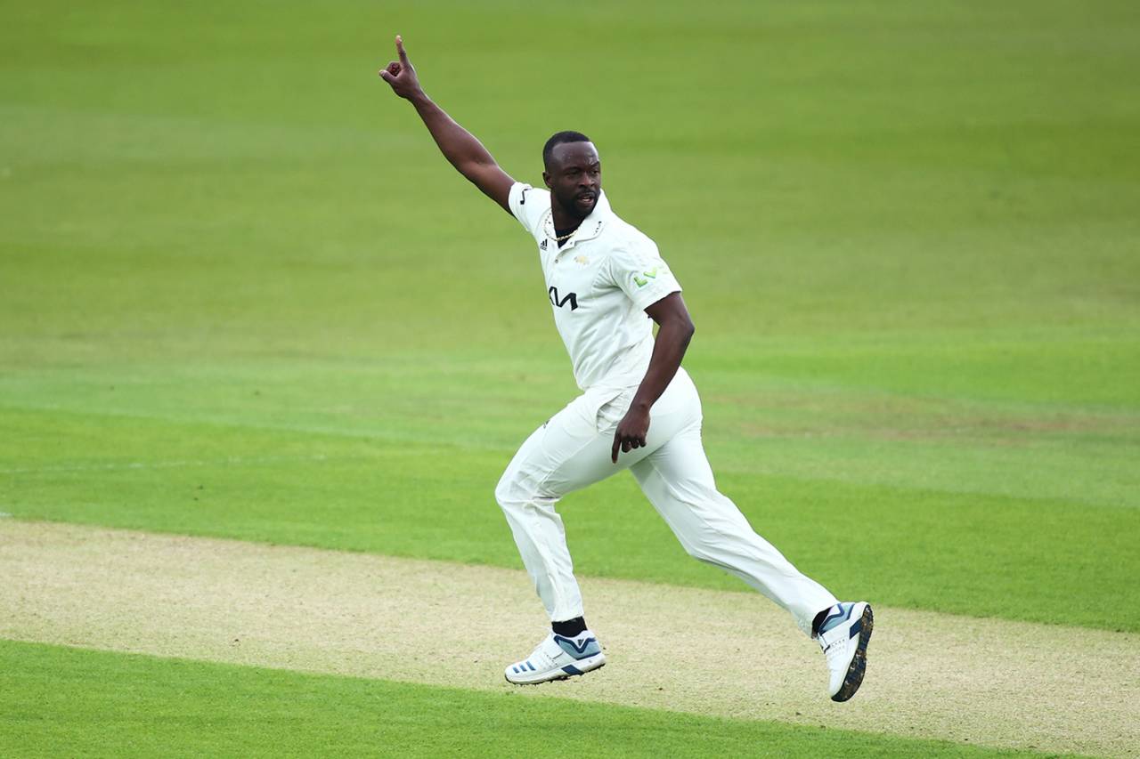 Kemar Roach produced a triple-wicket opening burst, Surrey vs Middlesex, LV= Insurance Championship, Kia Oval, 3rd day, May 22, 2021