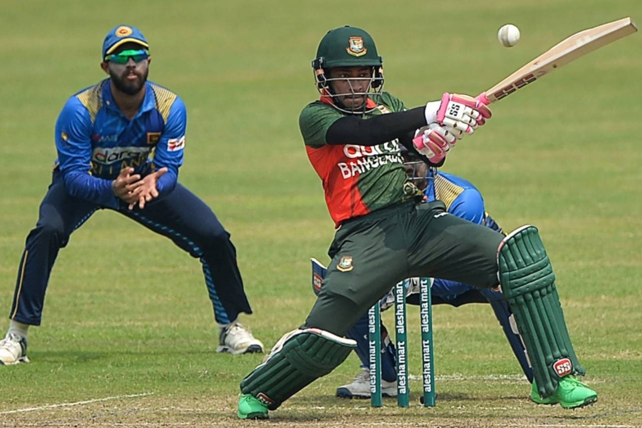 Mushfiqur Rahim played a crucial knock in the first ODI against Sri Lanka&nbsp;&nbsp;&bull;&nbsp;&nbsp;AFP/Getty Images