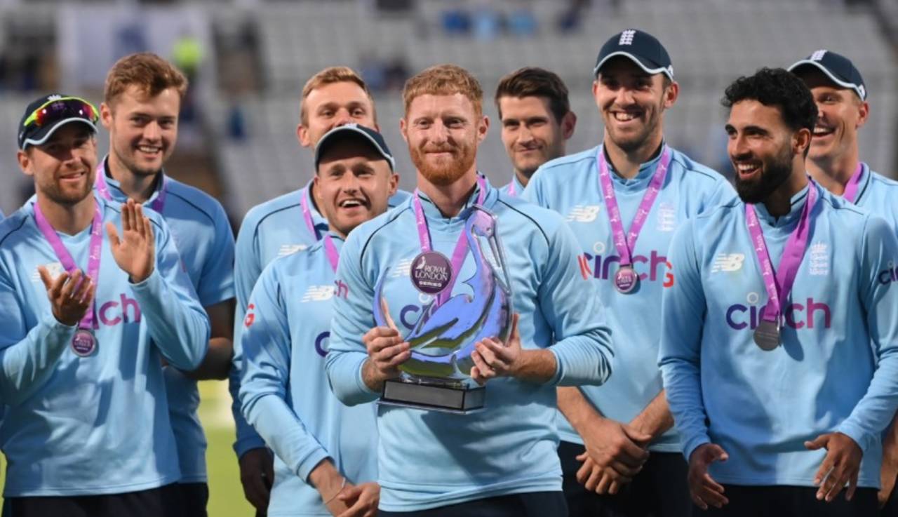 Ben Stokes and his team pose with the series trophy after their 3-0 clean sweep, England vs Pakistan, 3rd ODI, Edgbaston, July 13, 2021