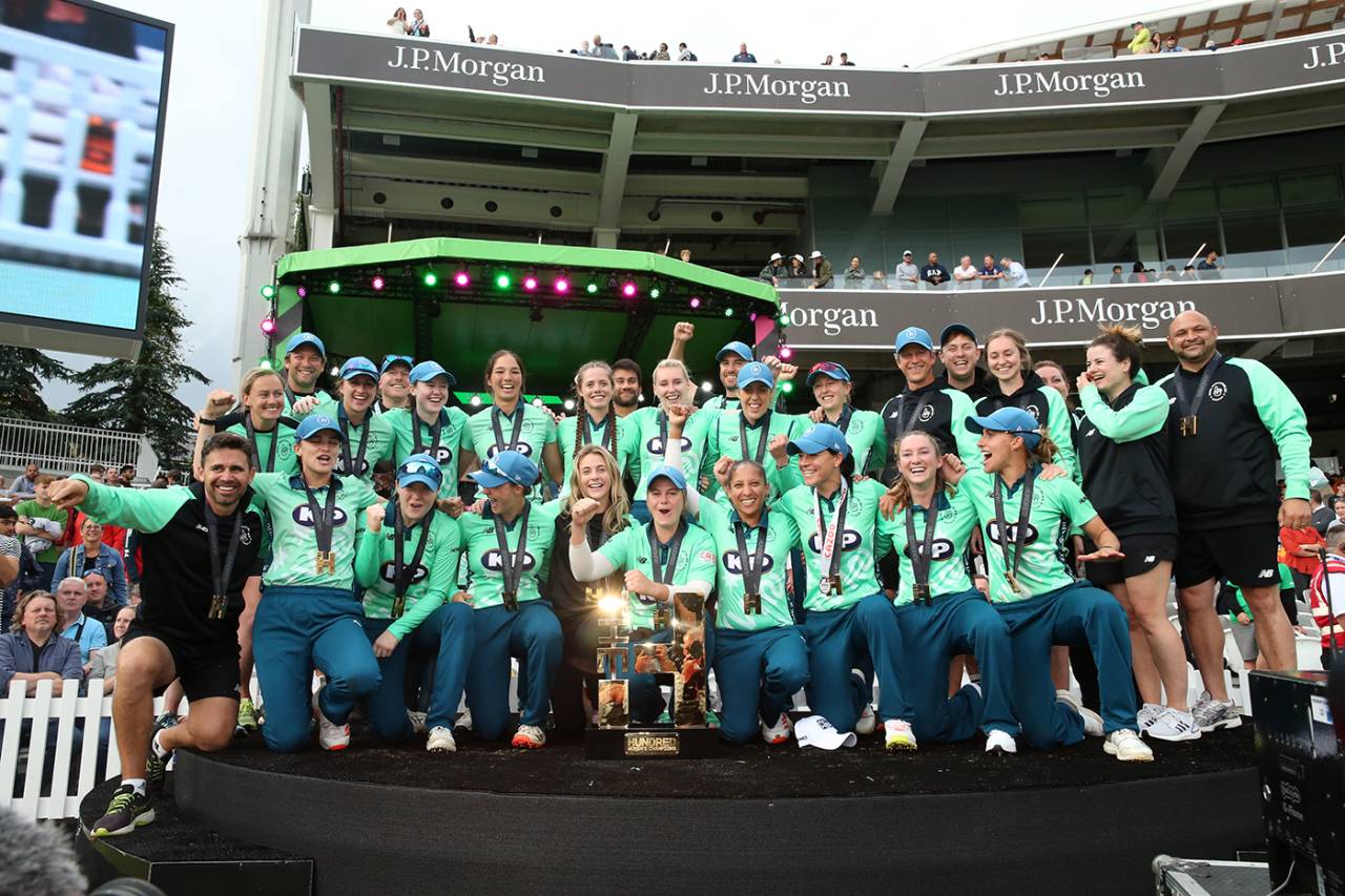 Oval Invincibles pose with the trophy, Oval Invincibles vs Southern Brave, Women's Hundred, final, Lord's, August 21, 2021