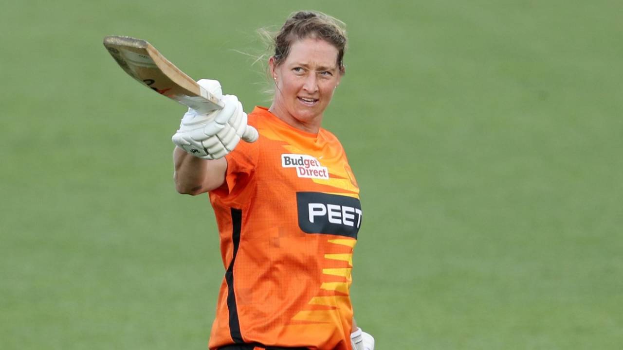 Sophie Devine continues her association with Perth Scorchers&nbsp;&nbsp;&bull;&nbsp;&nbsp;Getty Images