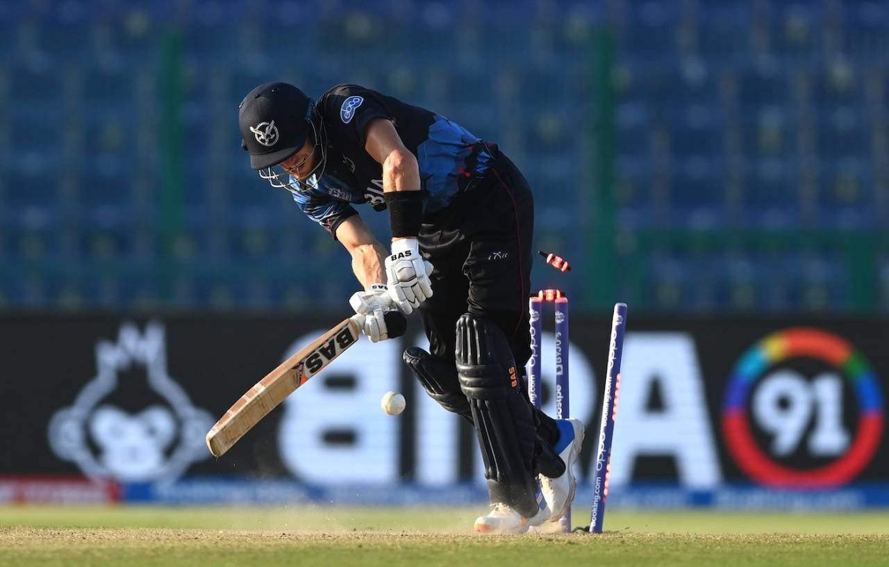 Gerhard Erasmus could not survive a searing yorker from Hamid Hassan, Afghanistan vs Namibia, T20 World Cup, Group 2, Abu Dhabi, October 31, 2021
