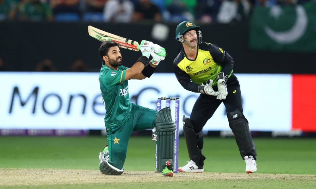 Mohammad Rizwan sends one soaring over the leg side, Pakistan vs Australia, Men's T20 World Cup 2021, 2nd semi-final, Dubai, November 11, 2021