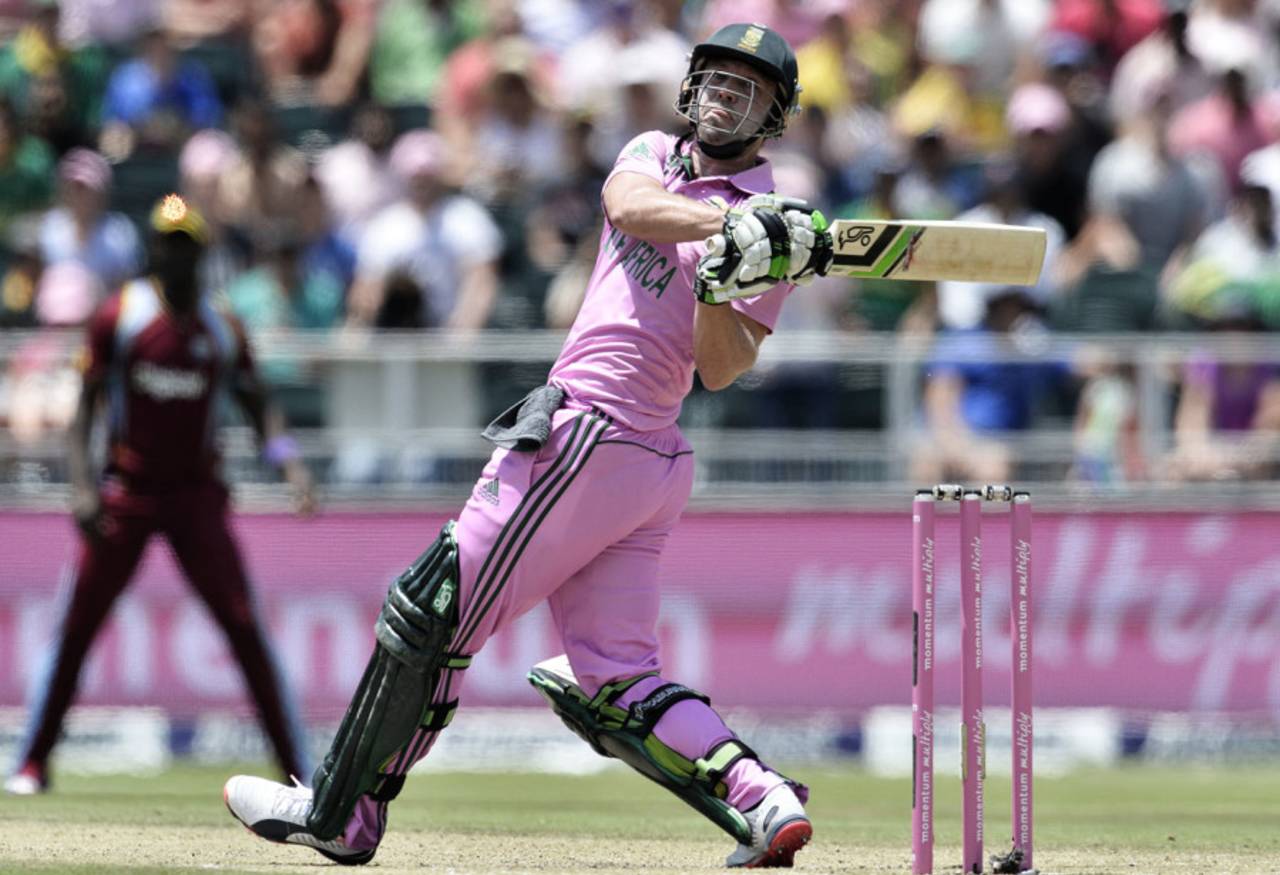 AB de Villiers pulls, South Africa v West Indies, 2nd ODI, Johannesburg, January 18, 2015