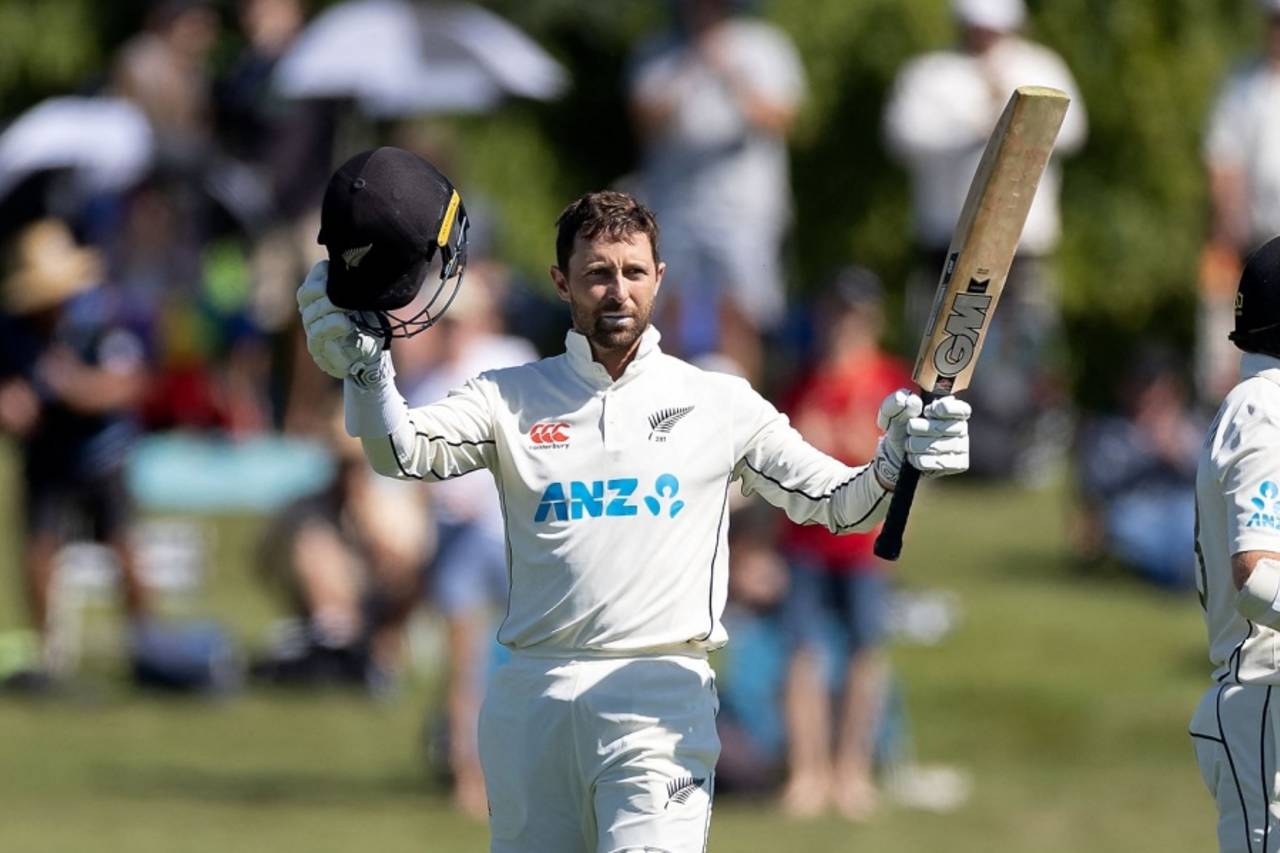 Overnight on 99, Devon Conway got to his century off the first ball of the day, New Zealand vs Bangladesh, 2nd Test, Christchurch, 2nd day, January 910 2022