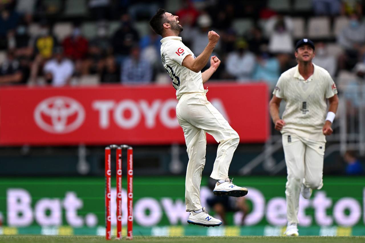 Mark Wood jumps for joy after claiming his fifth wicket, Australia vs England, Men's Ashes, 5th Test, 3rd day, Hobart, January 16, 2021