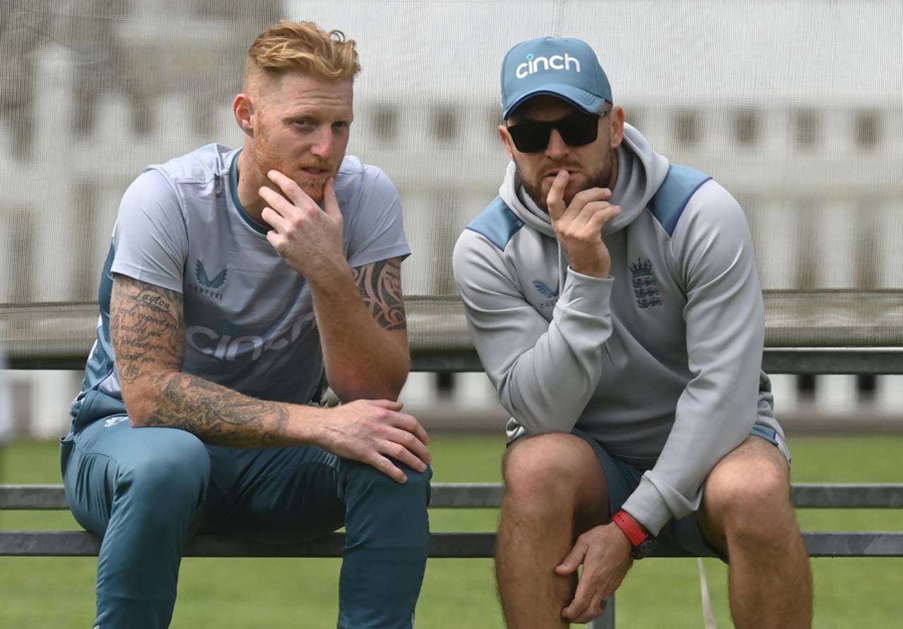 Ben Stokes and Brendon McCullum chat at England's training session, Lord's, May 30, 2022