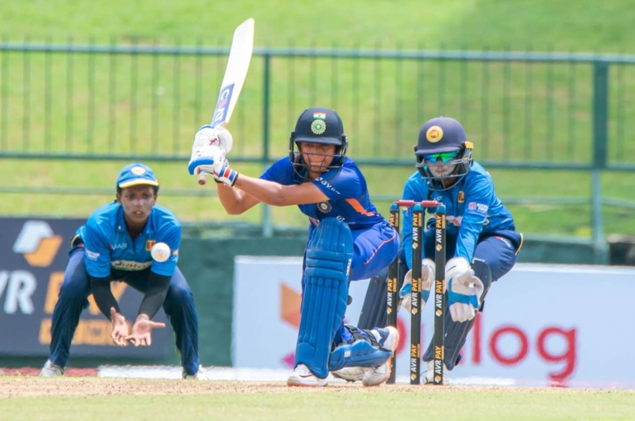 Harmanpreet Kaur brings out the sweep, Sri Lanka vs India, 3rd women's ODI, Pallekele, July 7, 2022
