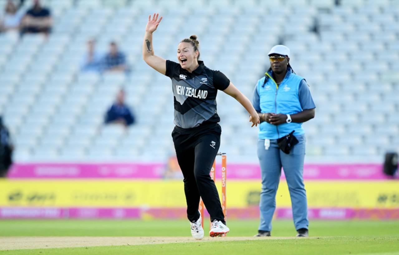 Hayley Jensen appeals for a wicket, Sri Lanka vs New Zealand, Commonwealth Games 2022, Birmingham, August 2, 2022