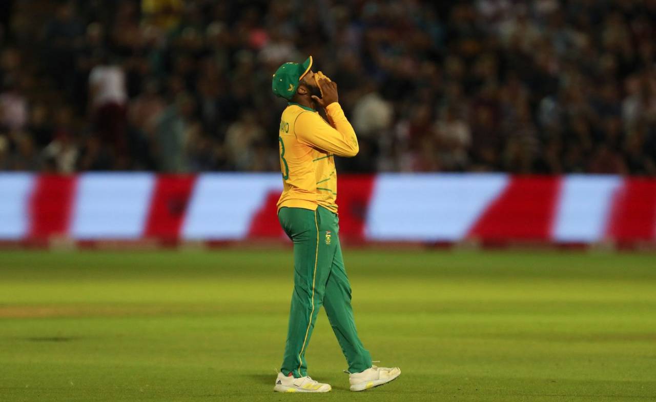 Andile Phehlukwayo cups his hands over his face, England vs South Africa, 2nd T20I, Cardiff, July 28, 2022