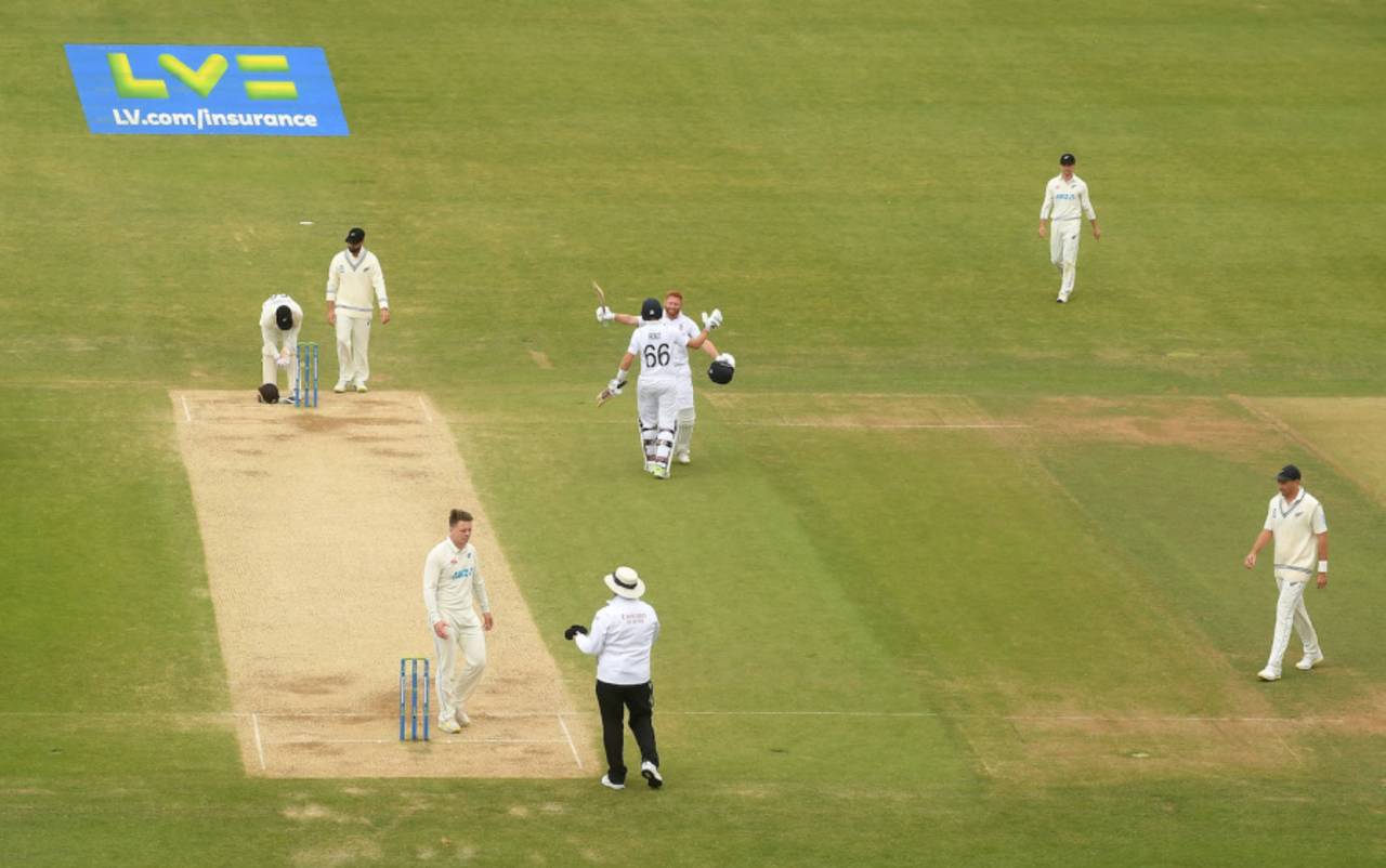 Jonny Bairstow and Joe Root hug after England registered a comprehensive seven-wicket win, England vs New Zealand, 3rd Test, Headingley, 5th day, June 27, 2022