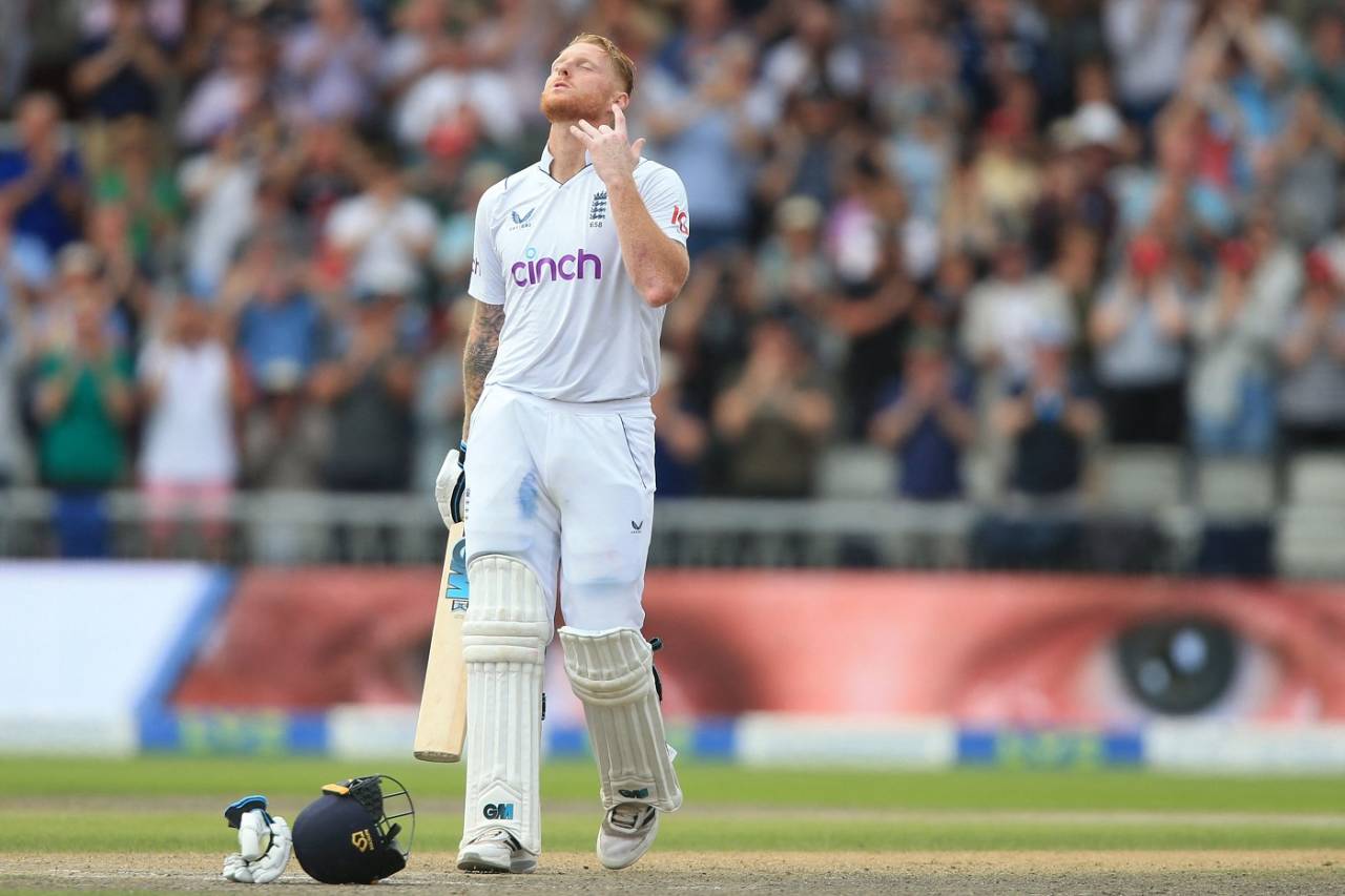 Ben Stokes celebrates his 12th Test hundred, England vs South Africa, 2nd Test, Manchester, 2nd day, August 26, 2022