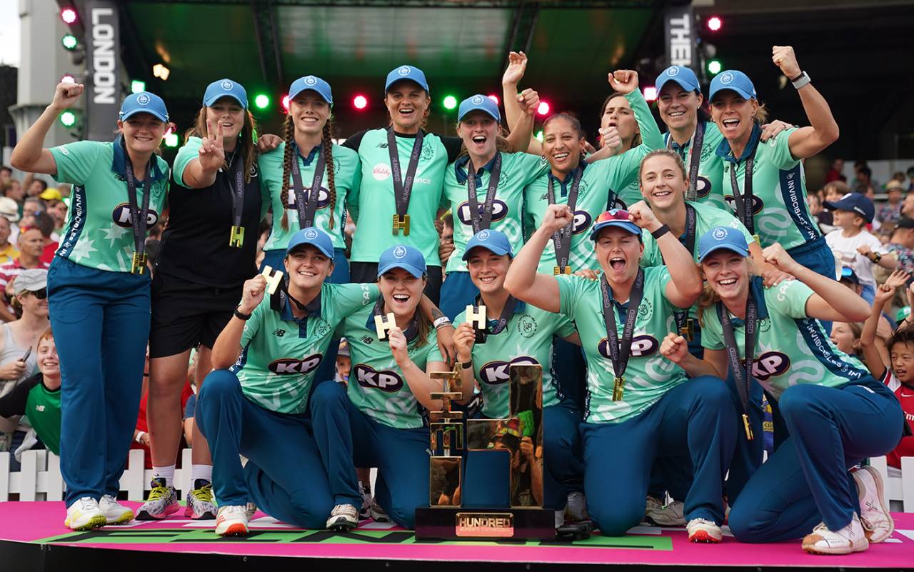 Oval Invincibles pose with their winners' medals, Oval Invincibles vs Southern Brave, Women's Hundred final, Lord's, September 3, 2022