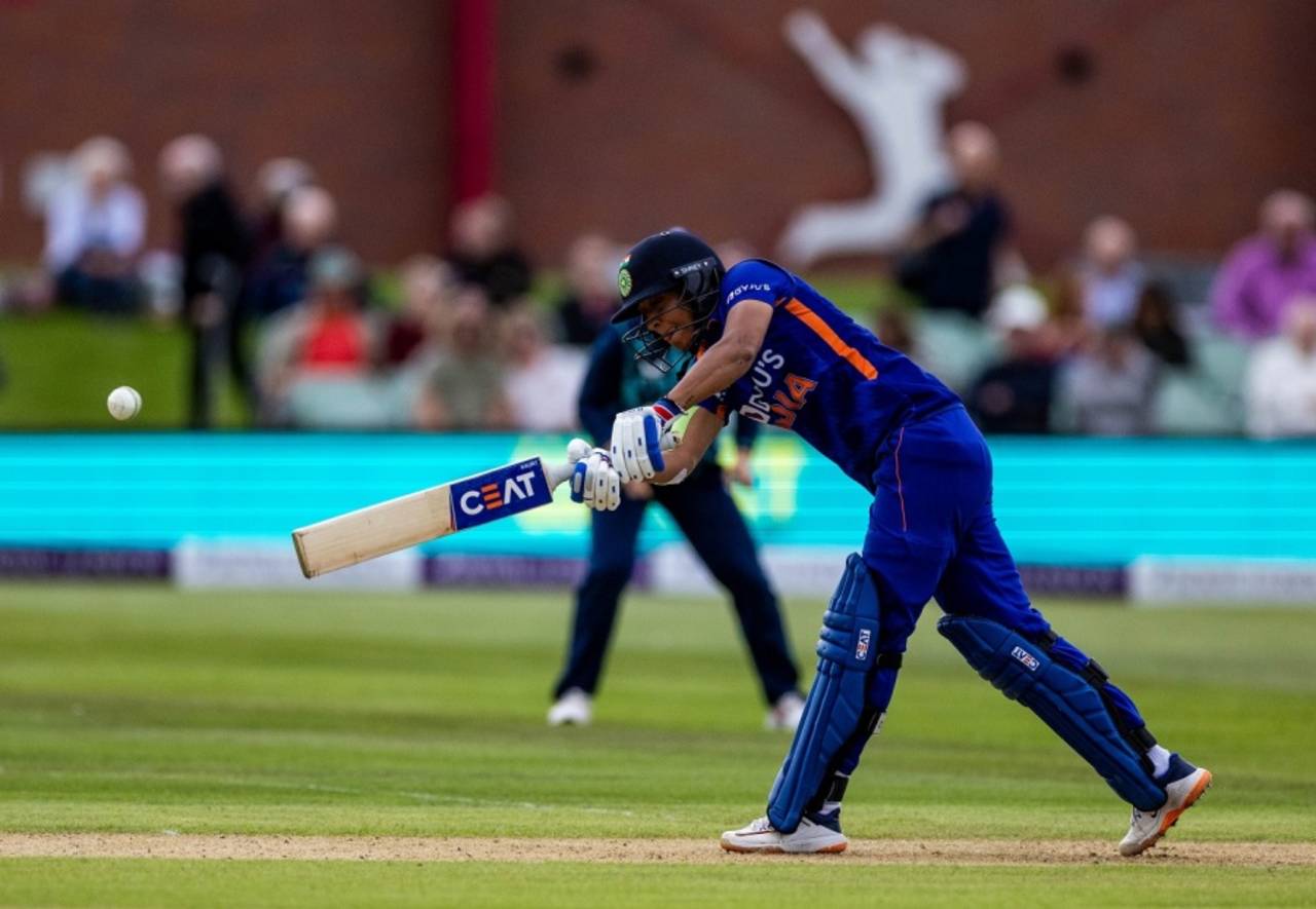 Harmanpreet Kaur flicks Lauren Bell through midwicket, England vs India, 2nd ODI, Canterbury, September 21, 2022