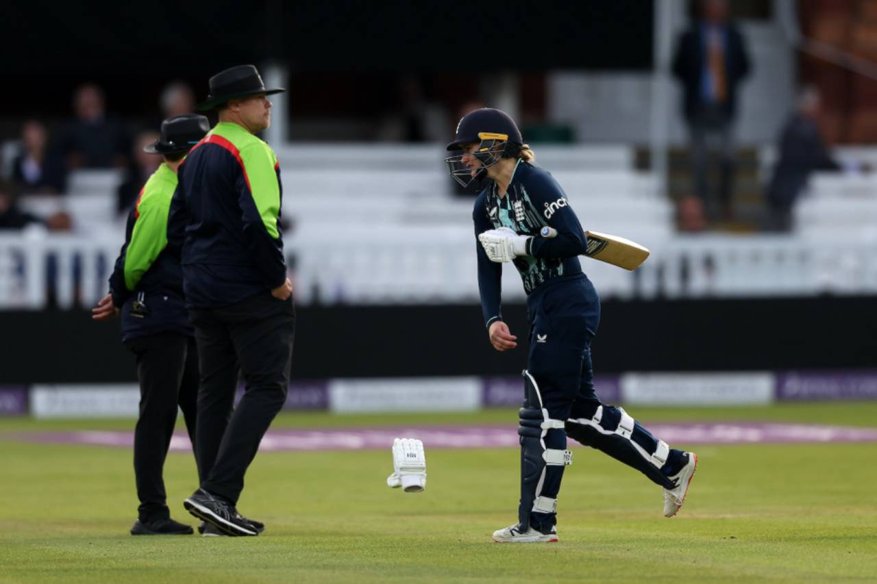 Charlie Dean throws her gloves after being run out backing up, England vs India, 3rd ODI, Lord's, London, September 24, 2022
