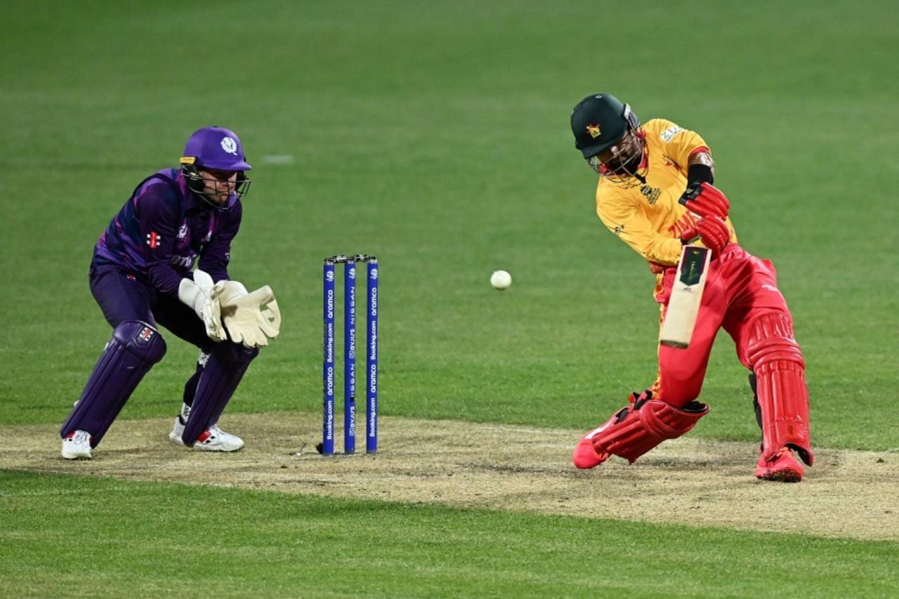 With the asking rate climbing, Sikandar Raza put Zimbabwe back on track with calculated risk-taking&nbsp;&nbsp;&bull;&nbsp;&nbsp;ICC/Getty Images