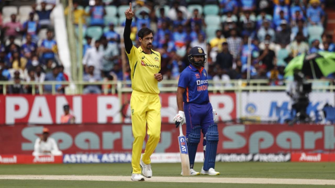 Mitchell Starc celebrates the wicket of Shubman Gill, India vs Australia, 2nd ODI, Visakhapatnam, March 19, 2023