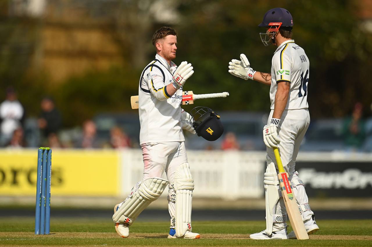 Alex Davies gets a handshake from Sam Hain on reaching his hundred, Somerset vs Warwickshire, County Championship, Division One, Taunton, April 8, 2023