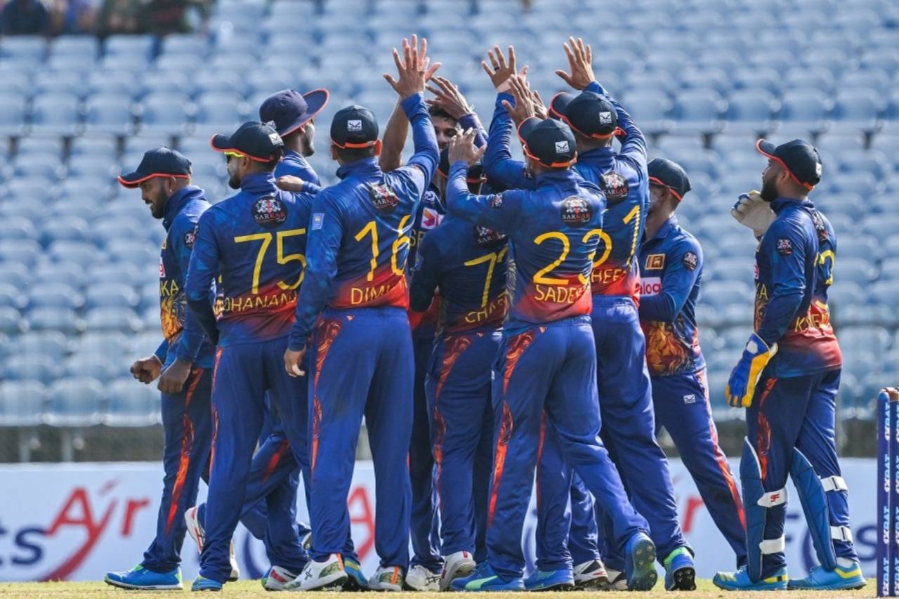 Sri Lanka get together after a wicket, Sri Lanka vs Afghanistan, 2nd ODI, Hambantota, June 4, 2023
