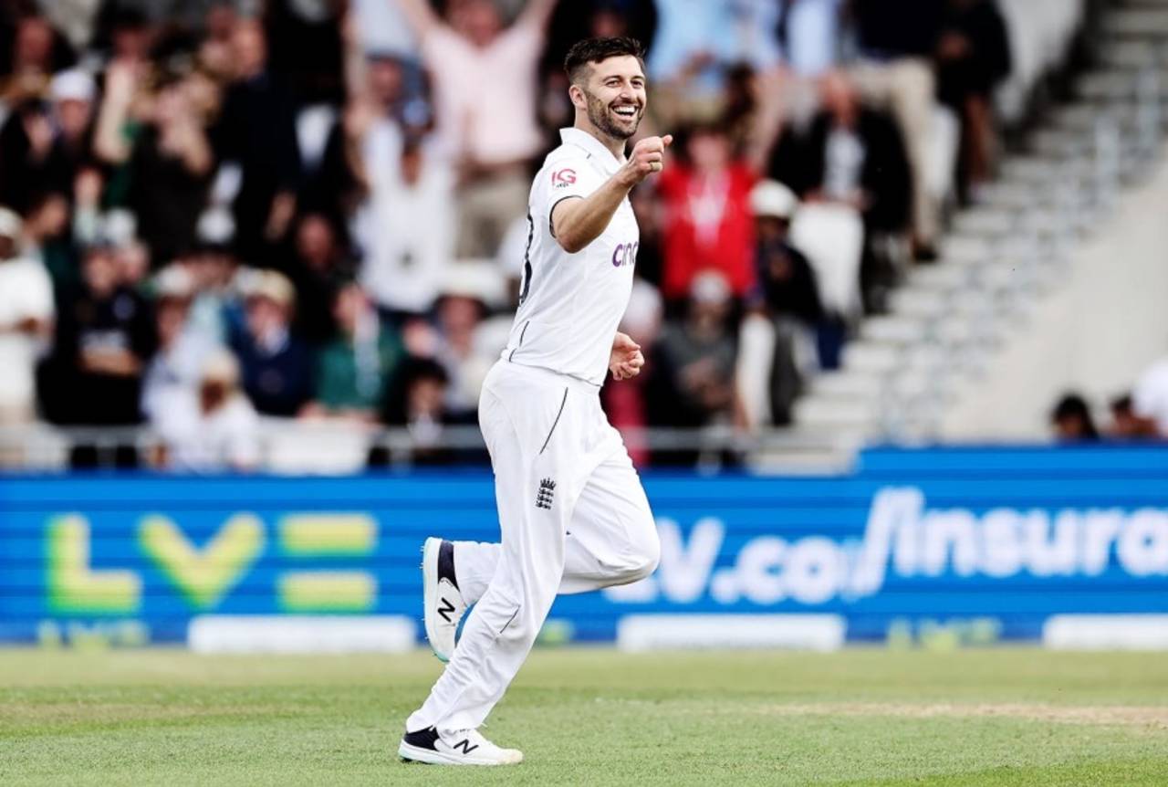 Mark Wood celebrates a wicket, England vs Australia, 3rd Test, Headingley, July 6, 2023