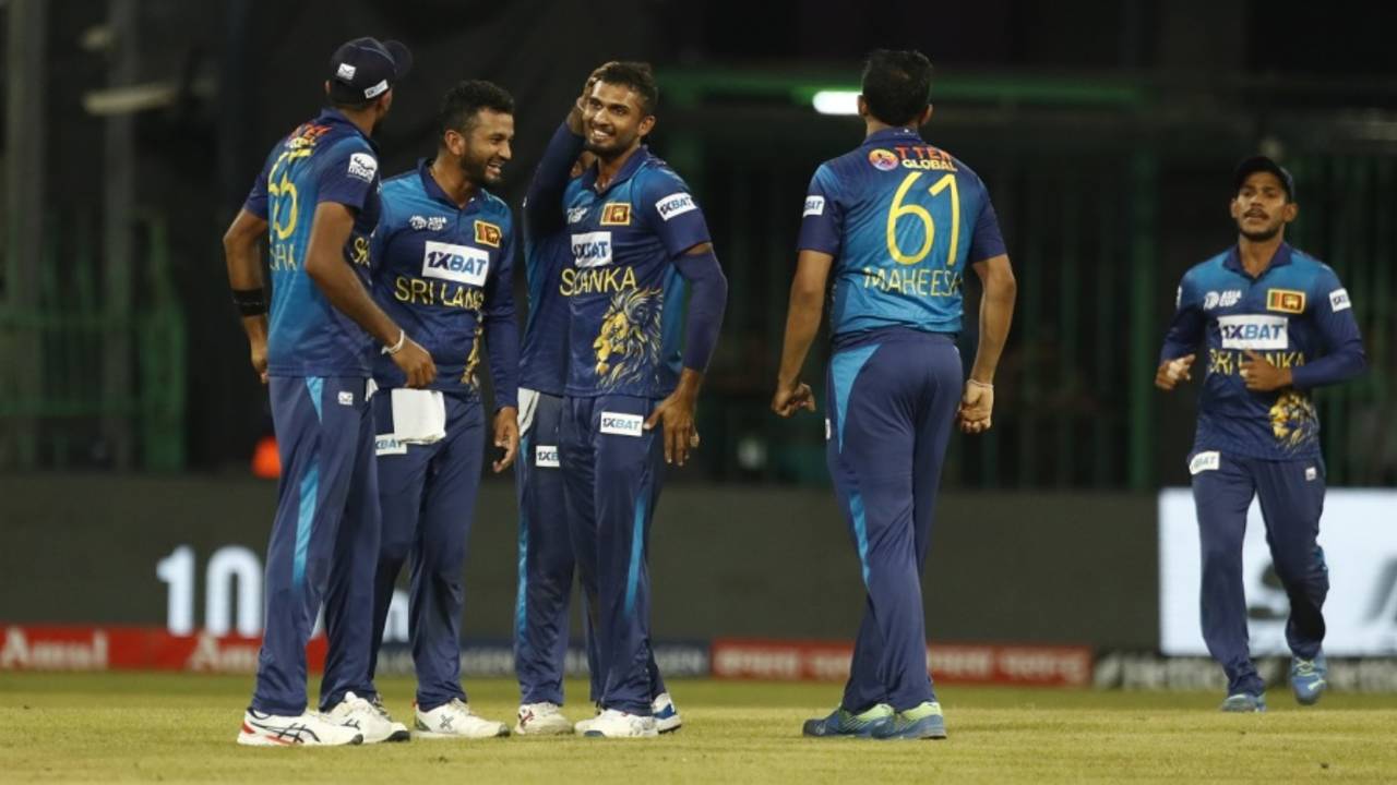 Dasun Shanaka stepped up with figures of 3 for 28