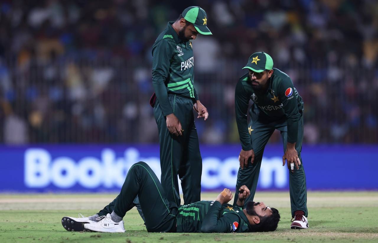 Shadab Khan had a hard fall in the field&nbsp;&nbsp;&bull;&nbsp;&nbsp;ICC via Getty Images