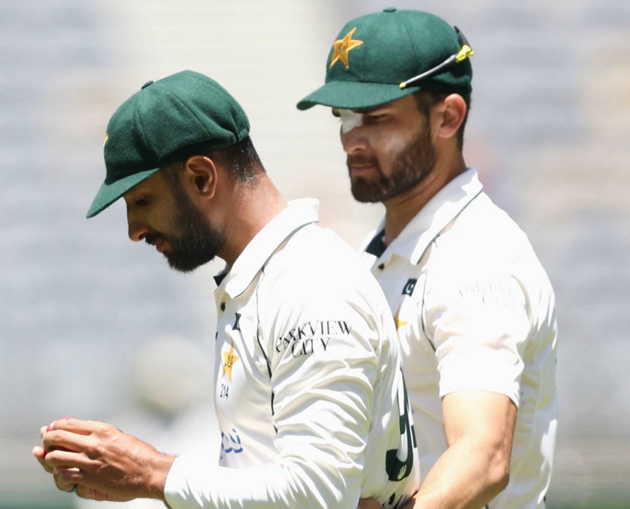 Shan Masood and Shaheen Afridi ponder Pakistan's tough position, Australia vs Pakistan, 1st Test, Optus Stadium, Perth, 4th day, December 17, 2023