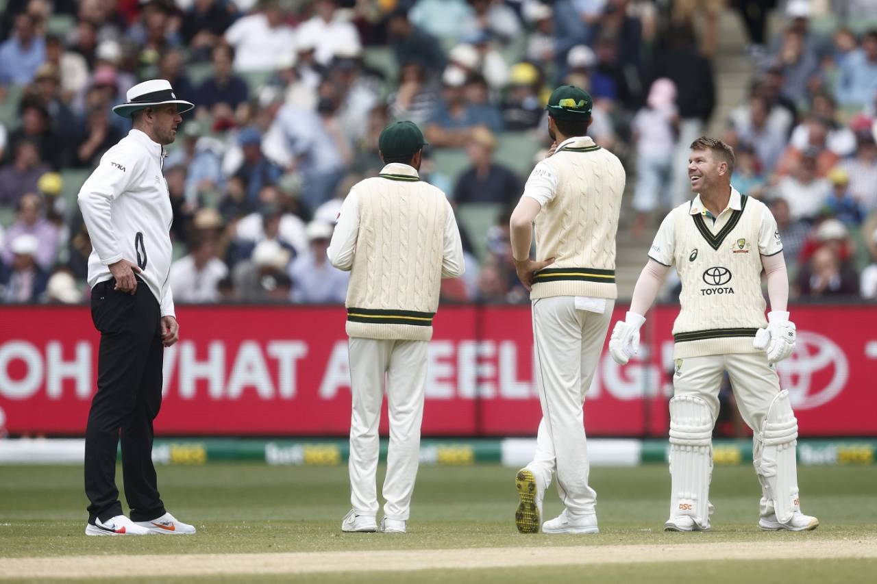Drama ensued at the MCG with the start of the second session delayed after the third umpire was apparently stuck in the lift, Australia vs Pakistan, 2nd Test, MCG, December 28, 2023