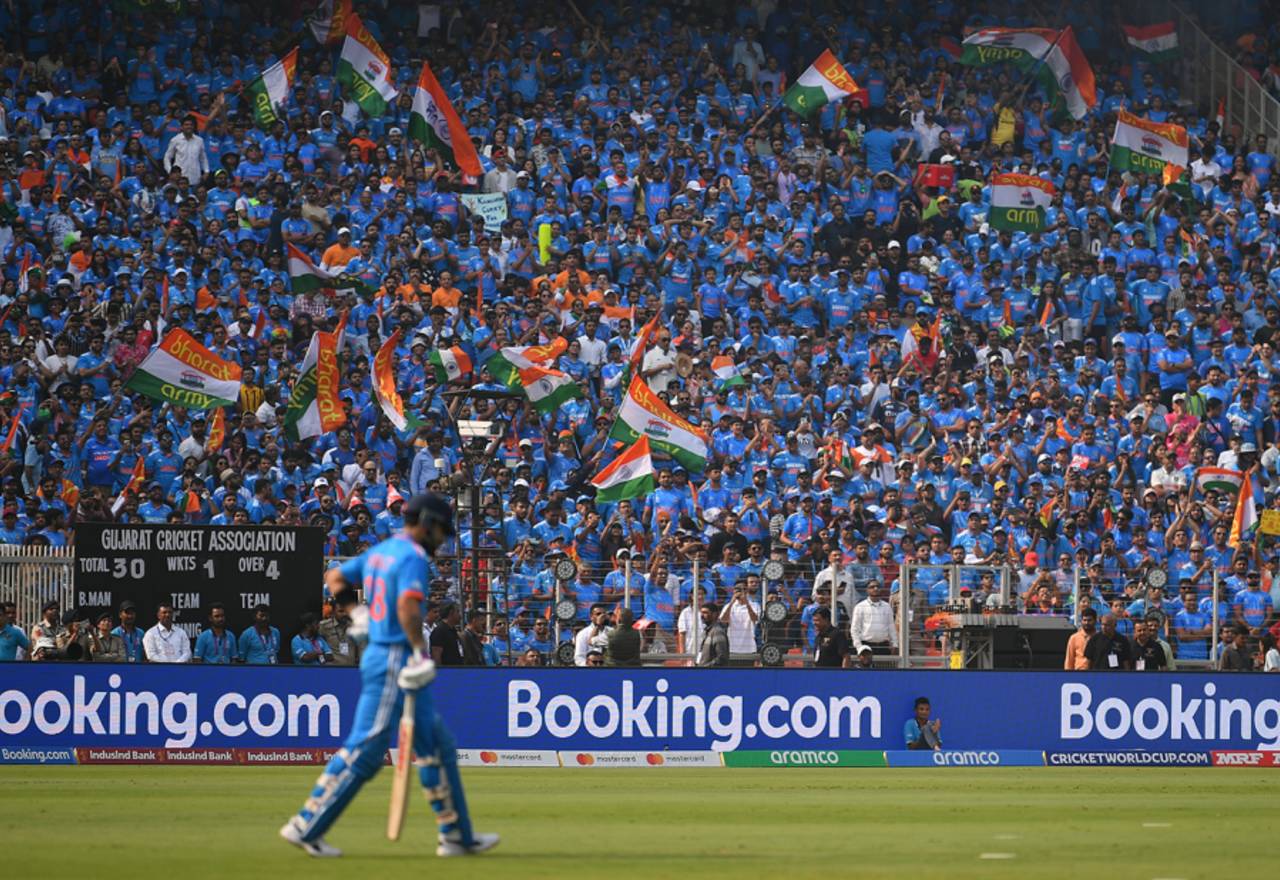 Spectators watch Virat Kohli walk in to bat, India vs Australia, World Cup final, Ahmedabad, November 19, 2023