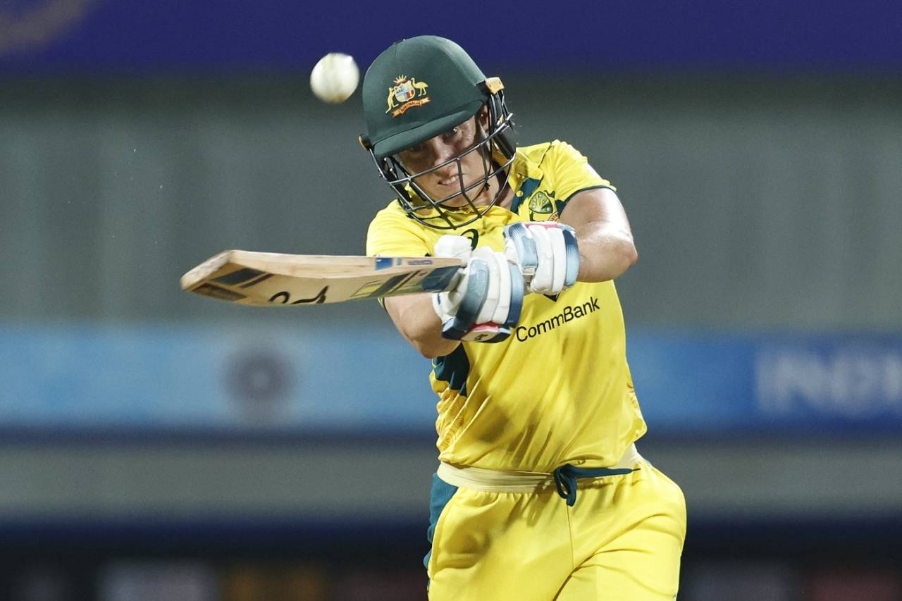 Alyssa Healy struck quite a few boundaries inside the powerplay, India vs Australia, 3rd Women's T20I, Mumbai, DY Patil Sports Academy, January 9, 2024