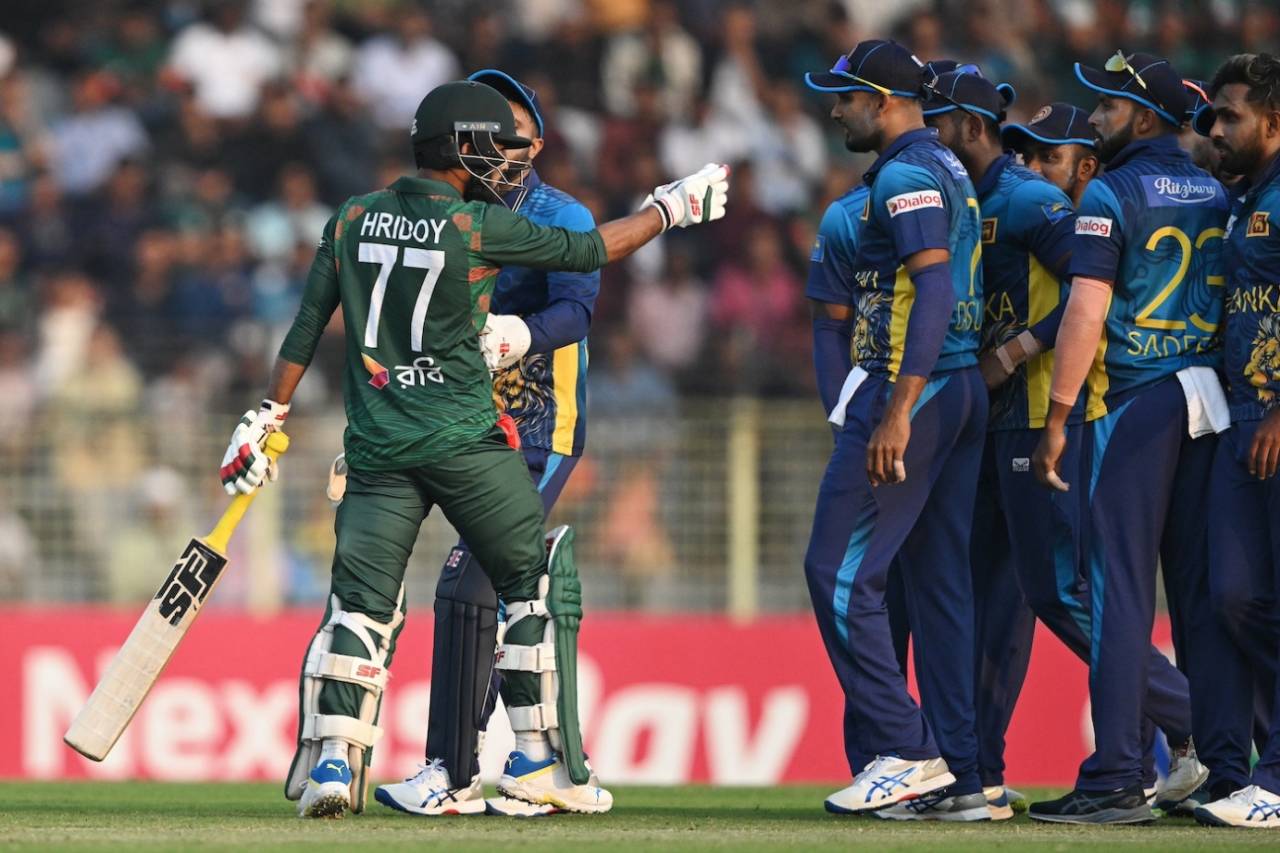 Towhid Hridoy gets into a scrap with the Sri Lanka fielders after being dismissed, Bangladesh vs Sri Lanka, 3rd T20I, Sylhet, March 9, 2024