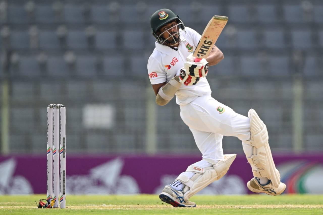 Nightwatcher Taijul Islam batted through the entire first session, Bangladesh vs Sri Lanka, 1st Test, day 2, Sylhet, March 23, 2024 