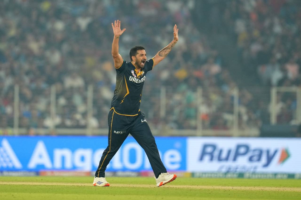 Mohit Sharma picked the wicket of Dewald Brevis to make the match interesting, Gujarat Titans vs Mumbai Indians, IPL 2024, Ahmedabad, March 24, 2024