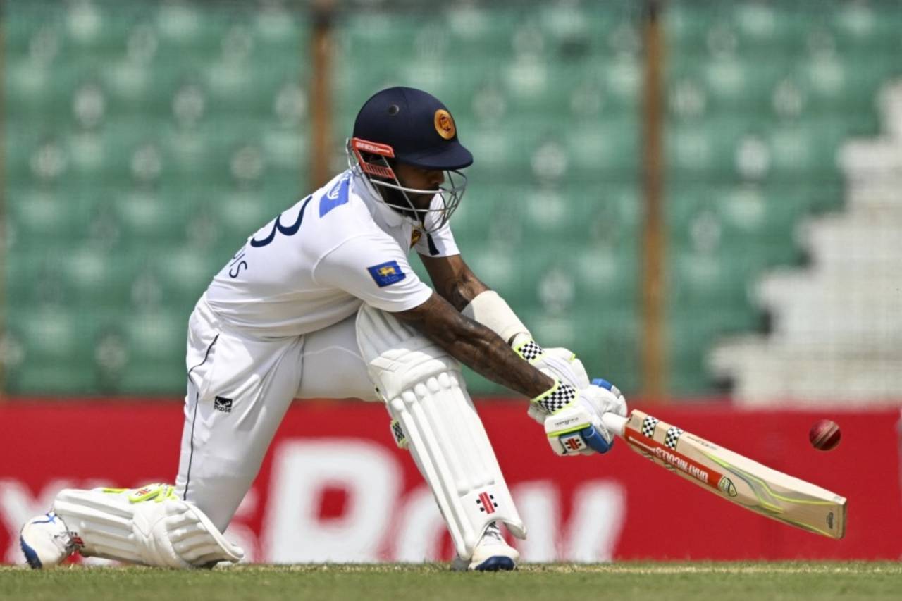Kusal Mendis' 93 was the highest individual score in Sri Lanka's first innings-total of 531&nbsp;&nbsp;&bull;&nbsp;&nbsp;AFP/Getty Images