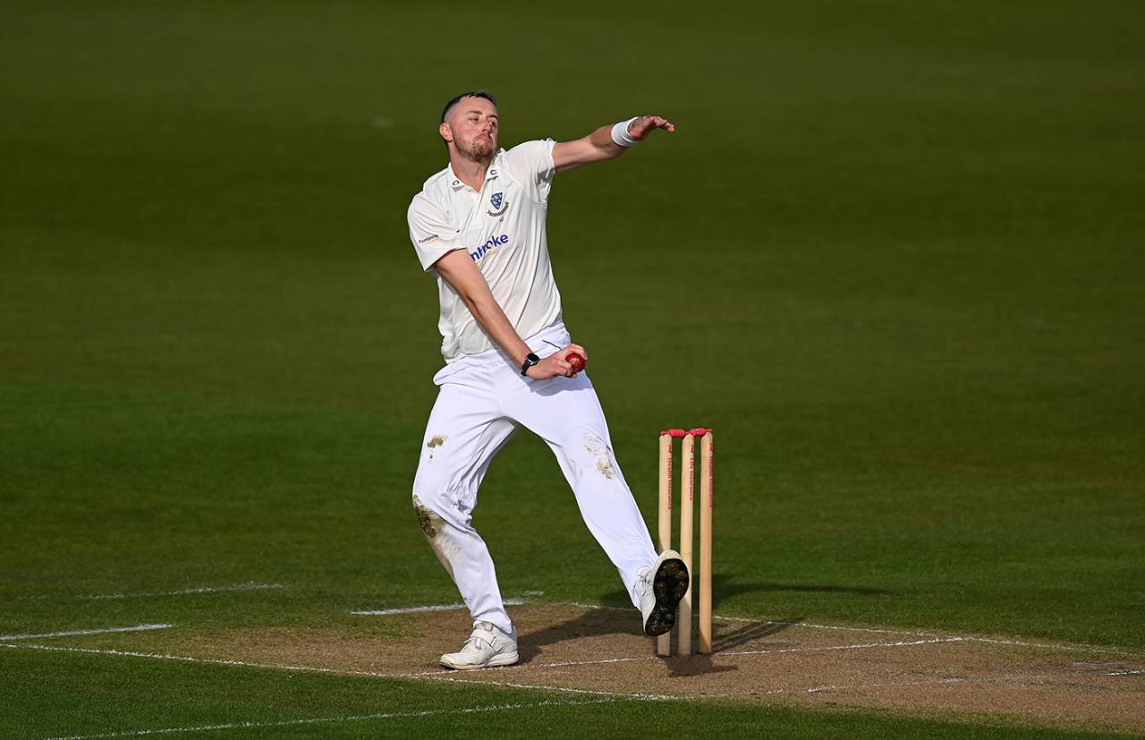 Ollie Robinson steams in after a delayed start, Sussex vs Northamptonshire, County Championship, Division Two, Hove, April 5, 2024