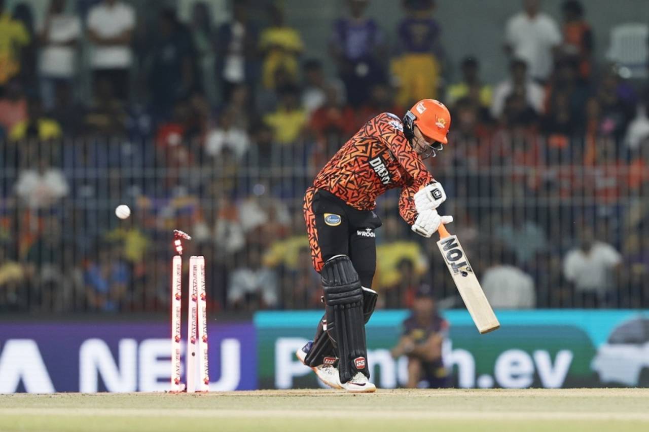 Abhishek Sharma is bowled by Mitchell Starc , Kolkata Knight Riders vs Sunrisers Hyderabad, IPL 2024 final, Chennai, May 26, 2024